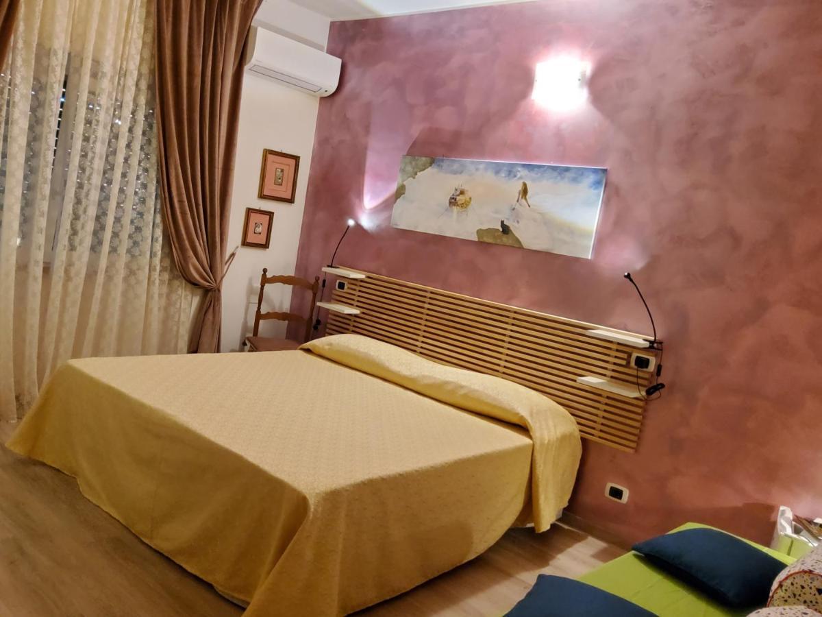 Annadia Sweet Home B&B Лідо-ді-Остія Екстер'єр фото