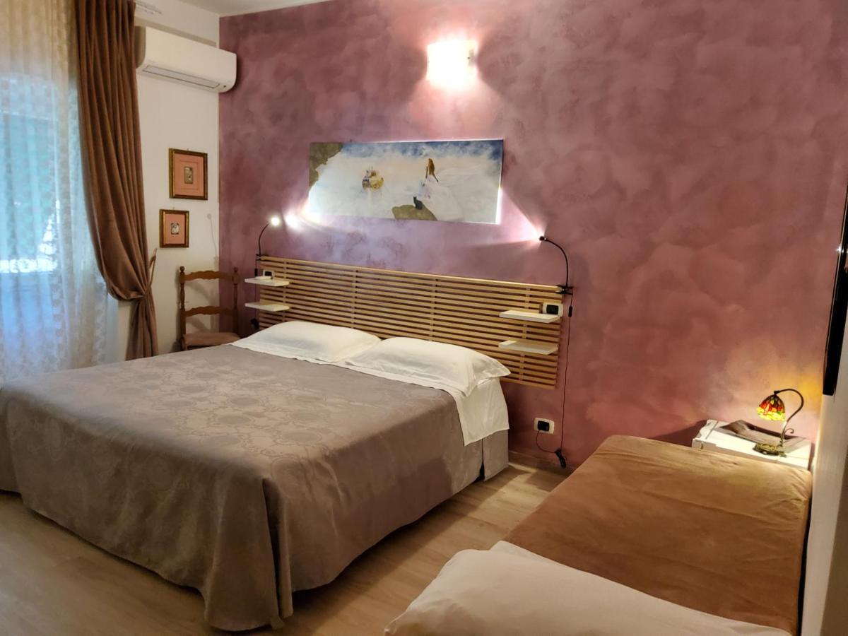 Annadia Sweet Home B&B Лідо-ді-Остія Екстер'єр фото