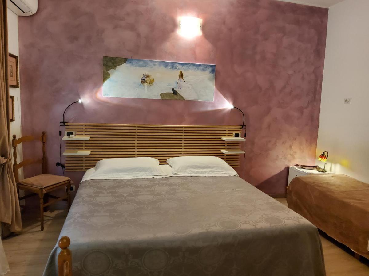 Annadia Sweet Home B&B Лідо-ді-Остія Екстер'єр фото